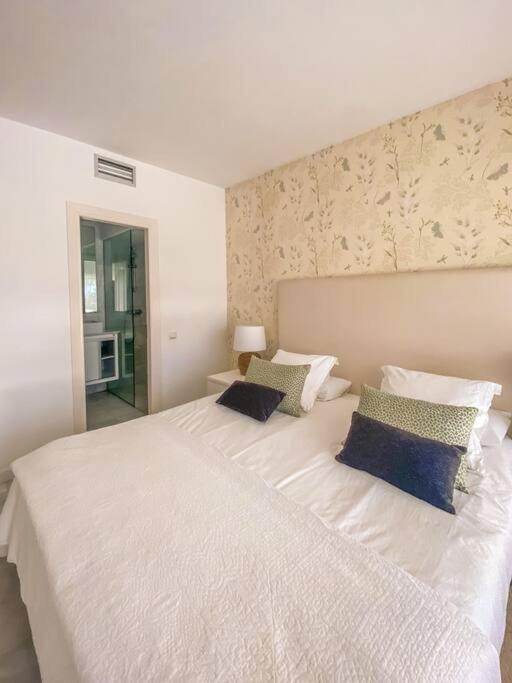 Alcazaba Beach Apartment Estepona Exterior foto