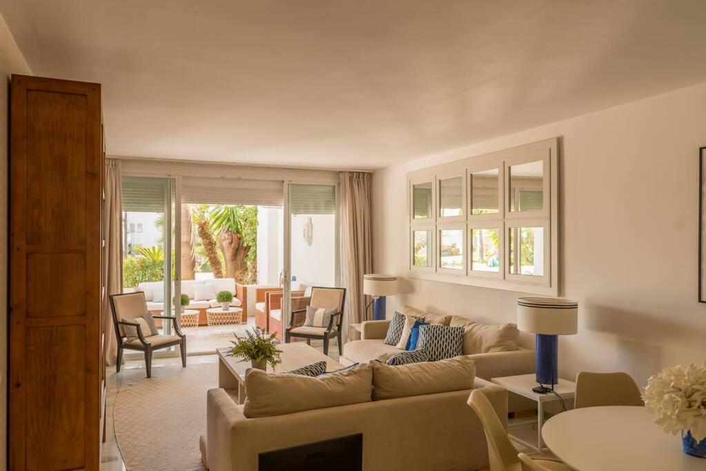 Alcazaba Beach Apartment Estepona Exterior foto
