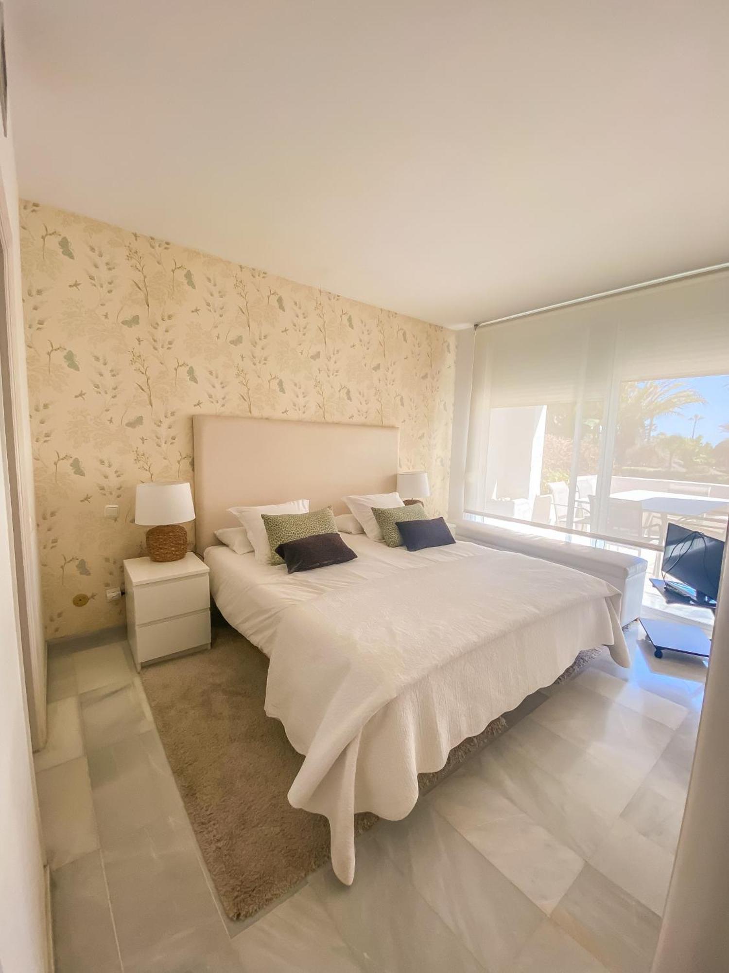 Alcazaba Beach Apartment Estepona Exterior foto